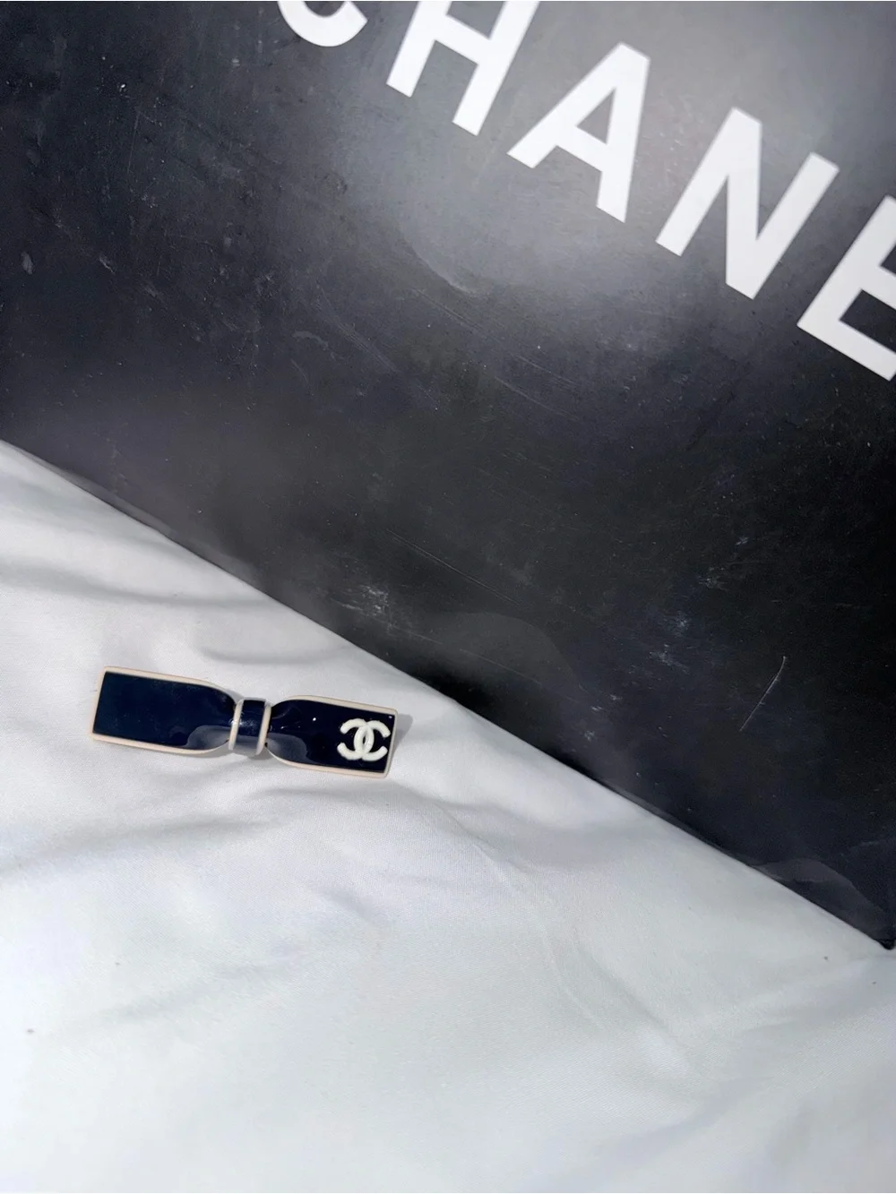 Chanel Navy Enamel Bow Hair Clip